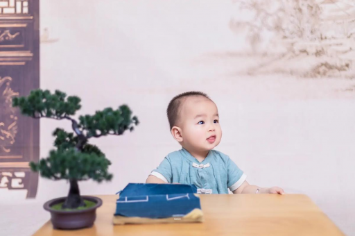 克孜勒苏五个月宝宝可以站吗 克孜勒苏五个月宝宝可以站吗